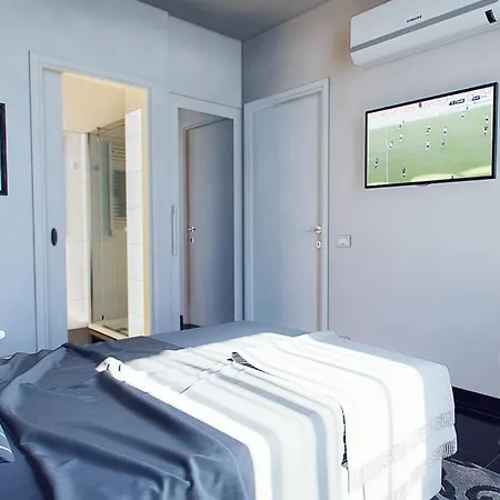 De Lollis מלון דירות