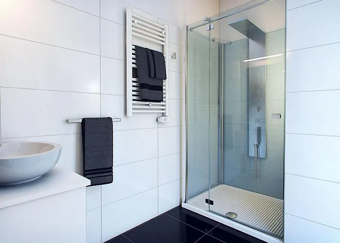 Ξενοδοχείο με διαμερίσματα De Lollis 3*